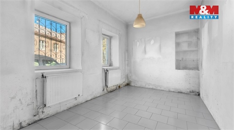 Prodej rodinného domu, 302 m² - 14