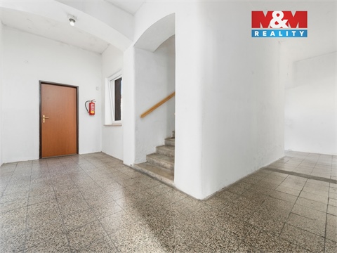 Prodej rodinného domu, 355 m² - 10