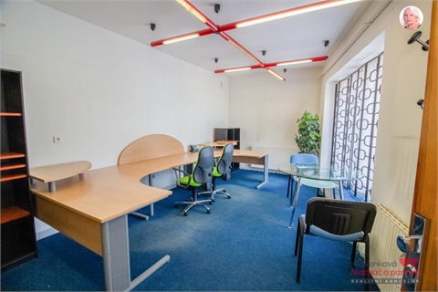 Prodej rodinného domu, 209 m² - 16