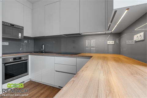 Pronájem bytu 3kk, 61 m² 0