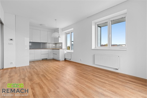 Pronájem bytu 3kk, 61 m² 12