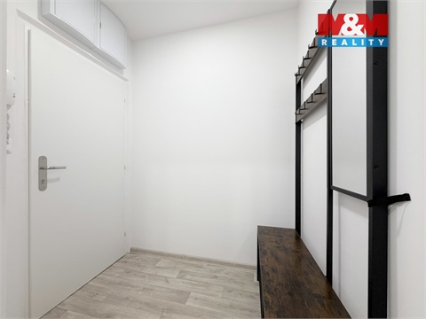 Pronájem bytu 1+1, 50 m² - 12