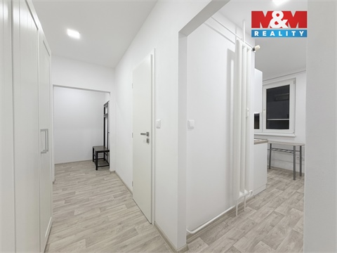 Pronájem bytu 1+1, 50 m² 2