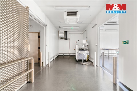Pronájem obchodních prostor, 726 m² - 18