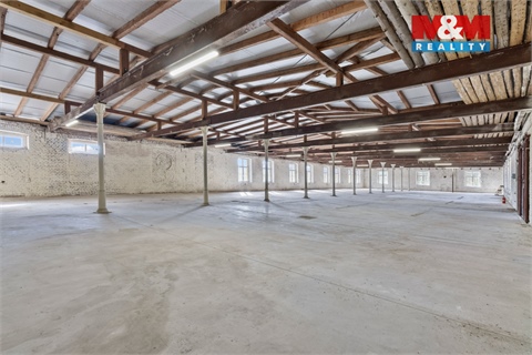 Pronájem výrobního objektu, 884 m² - 0