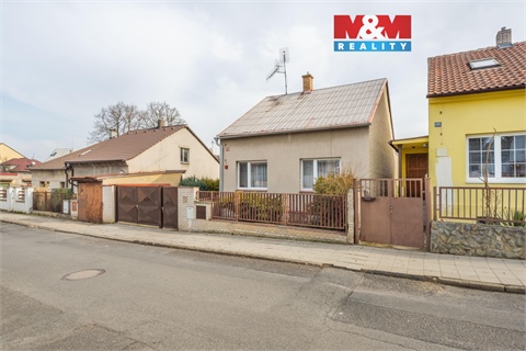 Prodej rodinného domu, 92 m² 0