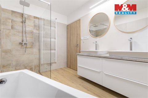 Prodej rodinného domu, 125 m² 8