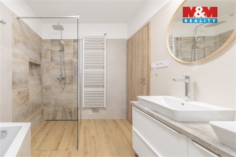 Prodej rodinného domu, 125 m² 6