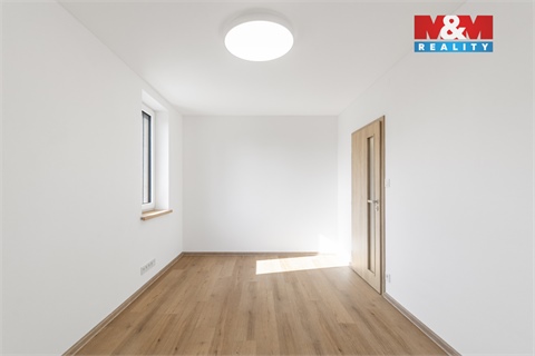 Prodej rodinného domu, 125 m² - 10