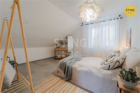 Prodej rodinného domu, 208 m² - 16