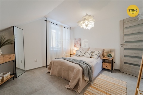 Prodej rodinného domu, 208 m² 18