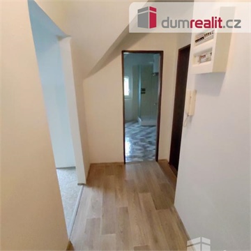 Pronájem bytu 1+1, 42 m² - 4