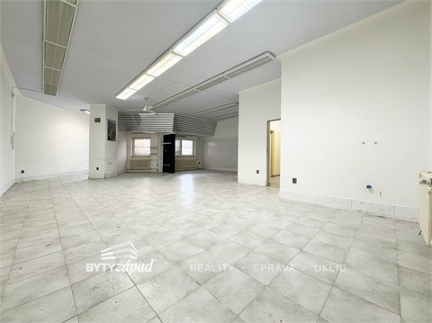 Pronájem kanceláře, 115 m² - 0