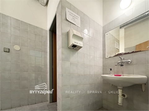 Pronájem kanceláře, 115 m² - 6