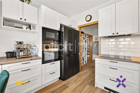 Prodej bytu 4+1, 93 m² 4