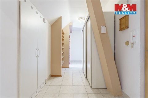 Pronájem bytu 3+1, 130 m² - 12