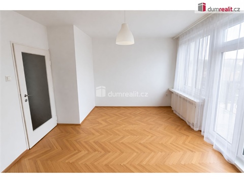 Pronájem bytu 1kk, 62 m² 8