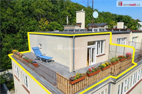 Pronájem bytu 1kk, 62 m² - 0