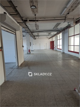 Pronájem skladu / haly, 604 m² 2