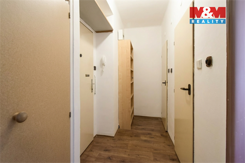 Prodej bytu 1+1, 35 m² 18