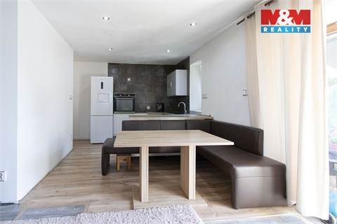 Prodej bytu 2kk, 72 m² 2