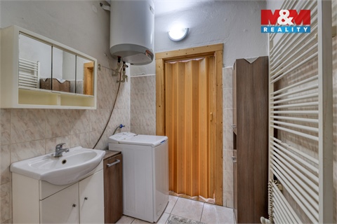 Prodej rodinného domu, 81 m² 8