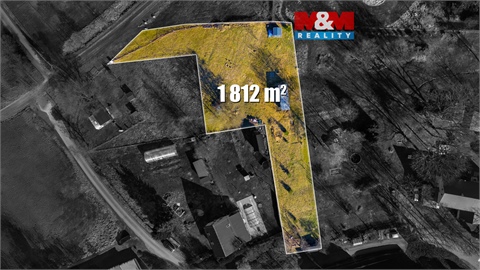 Prodej stavebního pozemku, 1 812 m² 0