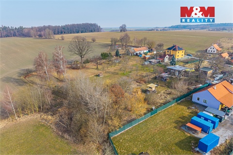 Prodej stavebního pozemku, 1 727 m² 4