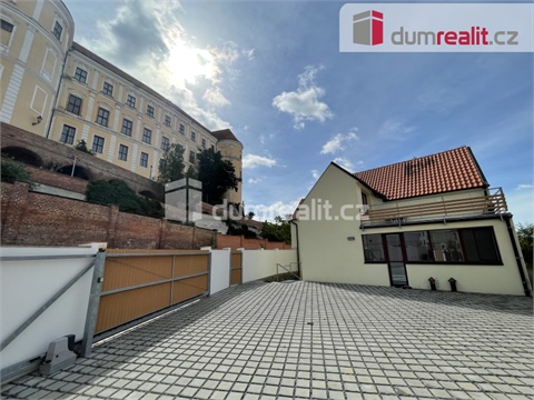 Pronájem bytu 1+1, 30 m² - 0