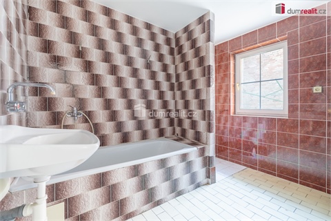 Prodej rodinného domu, 230 m² - 4