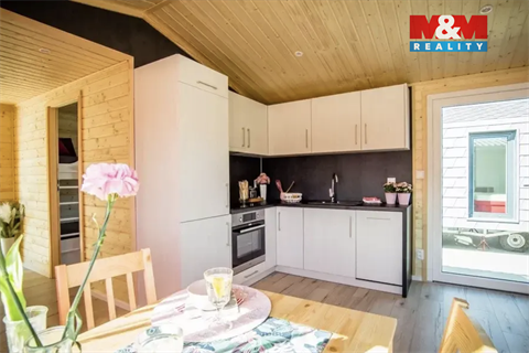 Prodej rodinného domu, 57 m² 2