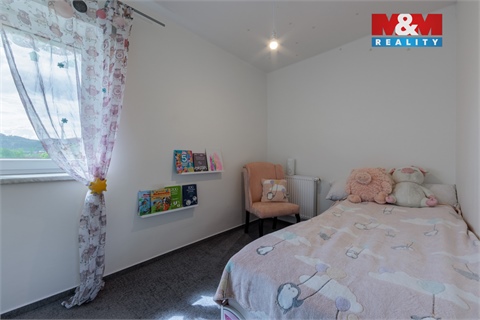 Prodej rodinného domu, 182 m² - 24