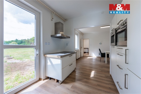 Prodej rodinného domu, 182 m² 4