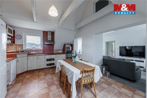 Prodej rodinného domu, 182 m² - 18