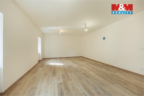 Prodej rodinného domu, 179 m² 4