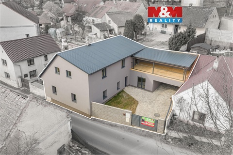 Prodej rodinného domu, 179 m² 0