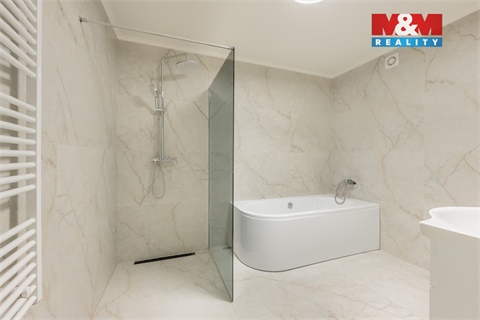 Prodej rodinného domu, 179 m² 6