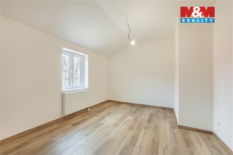 Prodej rodinného domu, 179 m² - 24