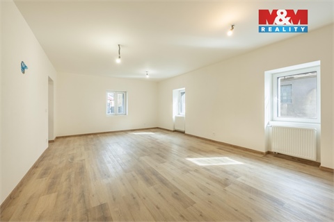 Prodej rodinného domu, 179 m² - 2