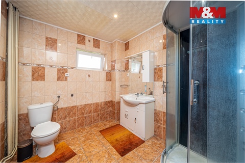 Prodej rodinného domu, 280 m² 6