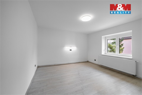 Prodej rodinného domu, 89 m² 12