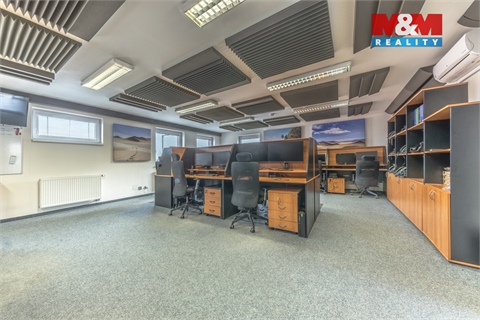 Pronájem kanceláře, 192 m² 8