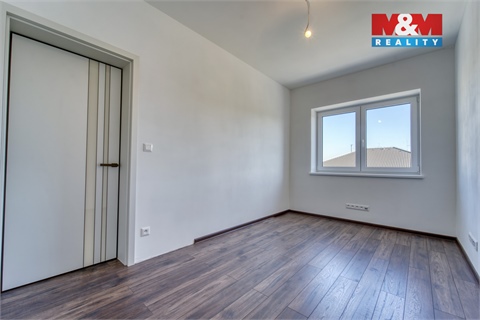 Prodej rodinného domu, 168 m² - 6