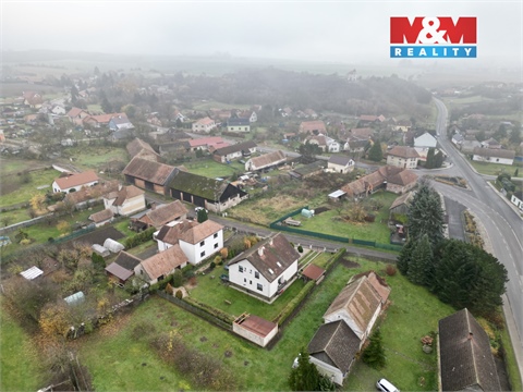 Prodej stavebního pozemku, 911 m² 4