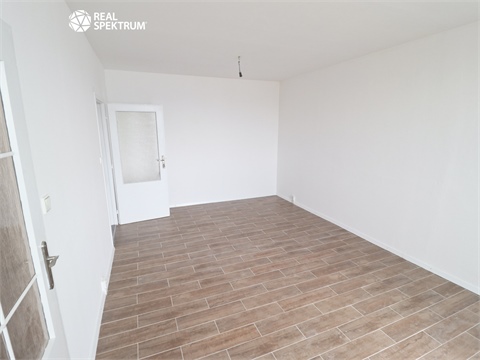 Pronájem bytu 1+1, 42 m² - 2