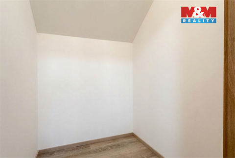 Pronájem skladu / haly, 2 m² - 0