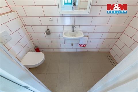 Prodej rodinného domu, 120 m² - 6