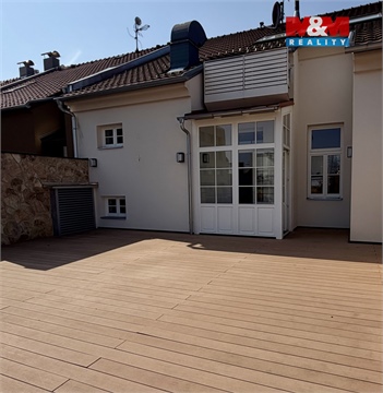 Pronájem bytu 3kk, 80 m² 12