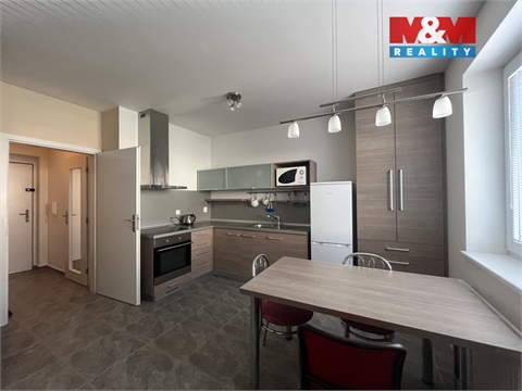 Pronájem bytu 1kk, 33 m² 2