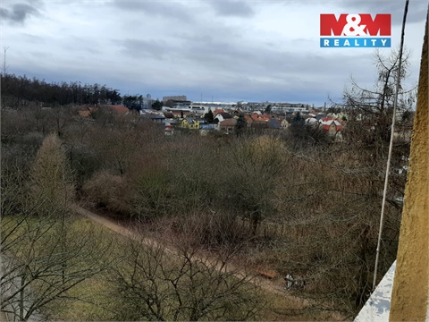 Pronájem bytu 1+1, 27 m² 12